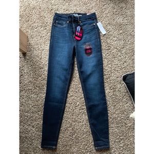 Women’s jeans